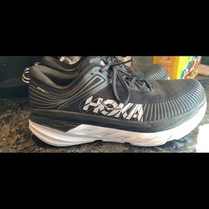 Hoka One One Bondi 7 running shoes. Best shoe for arch support! Like New!